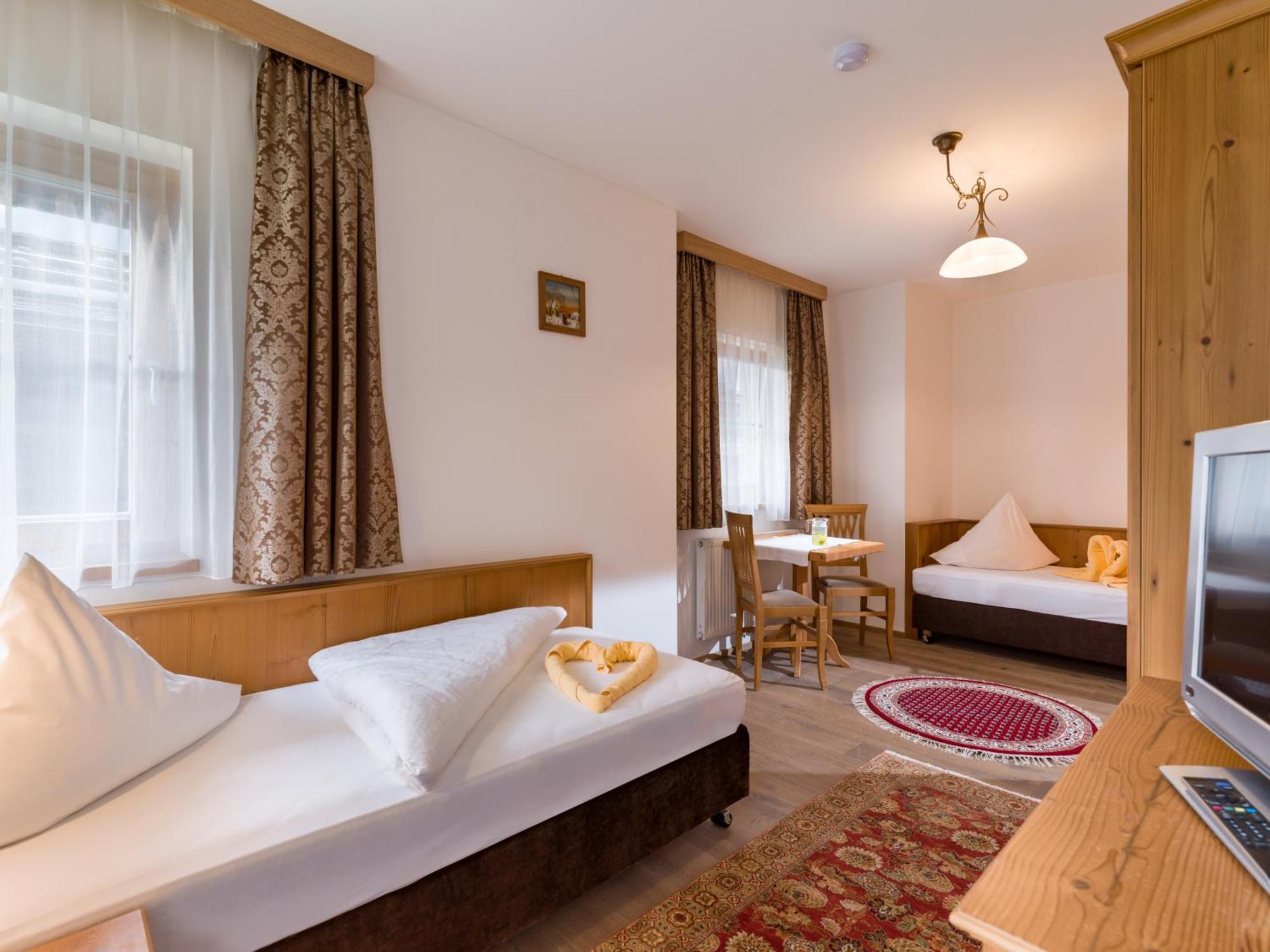 S'Doerfl Chalets Mayrhofen Bagian luar foto